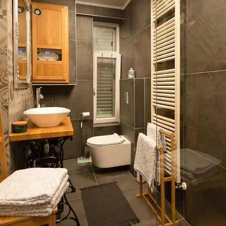 Apartman Altana With Free Parking Póla