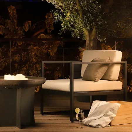 Altana With Free Parking *