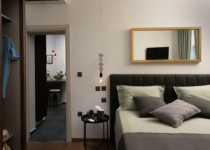 Altana With Free Parking *